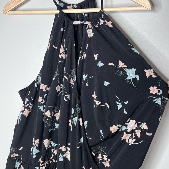 1. State Black Floral Halter sleeveless wide leg Jumpsuit Sz 1X - Picture 4 of 10